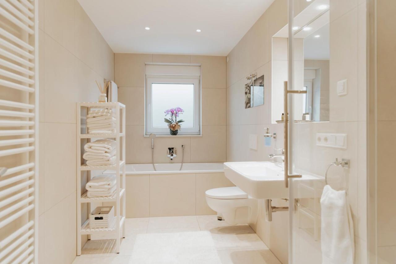 BlumenRaum - Ferienwohnung In 카를스루에 외부 사진