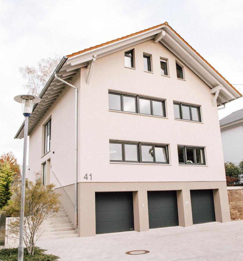 BlumenRaum - Ferienwohnung In 카를스루에 외부 사진